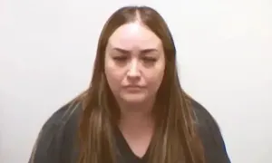 Nữ quản giáo Mỹ bị tố ép tù nhân quan hệ tình dục